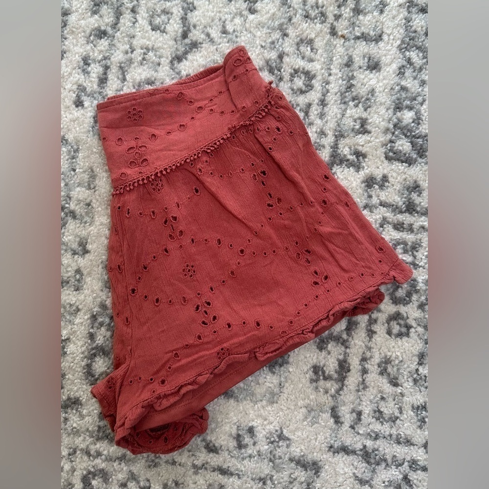 American Eagle Embroidered Eyelet Boho Shorts Rust Orange Smocked Small